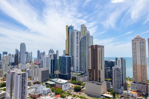 Apartamentos en Ciudad de Panamá: vivir con estilo, inversión y futuro