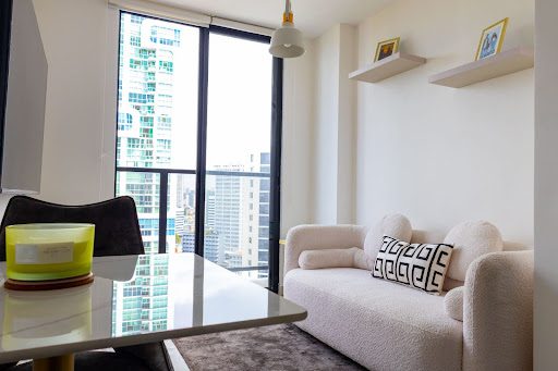 Cómo elegir inmobiliarias en Panamá que te ayuden a invertir con retorno y obtener residencia